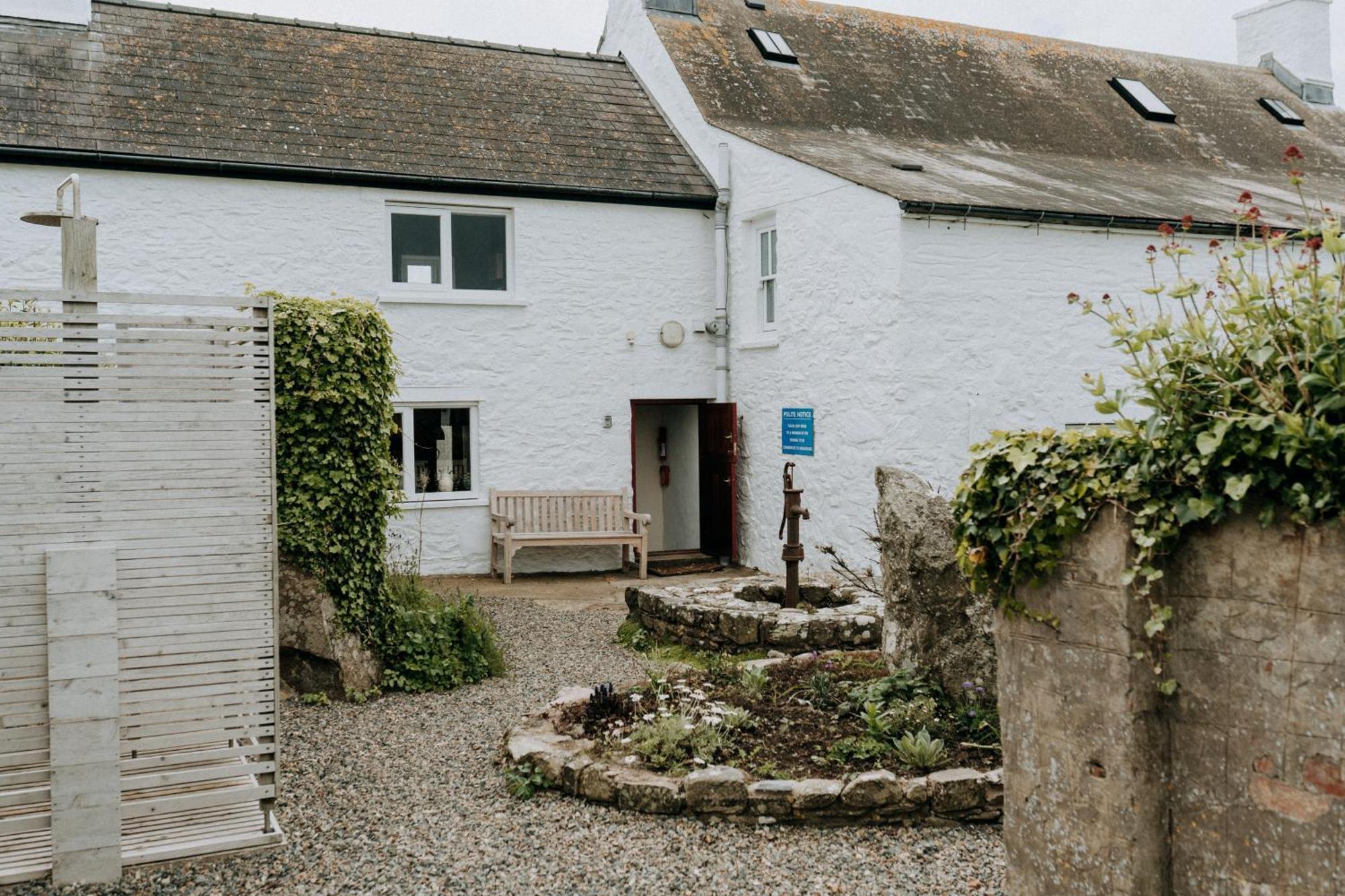 Treleddyn Farmhouse St. Davids  Exterior photo