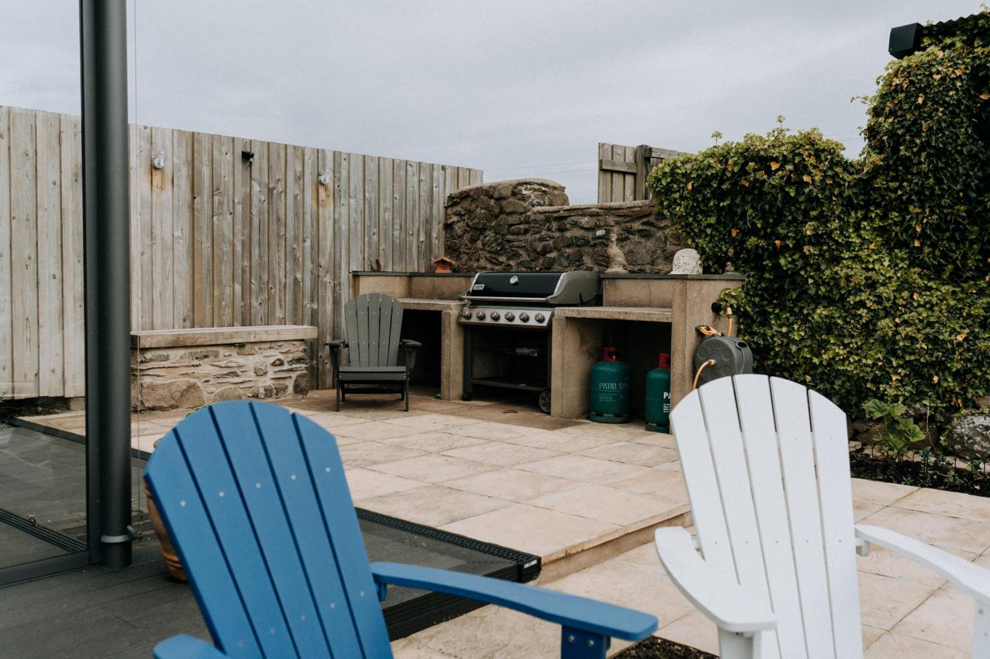 Treleddyn Farmhouse St. Davids  Exterior photo