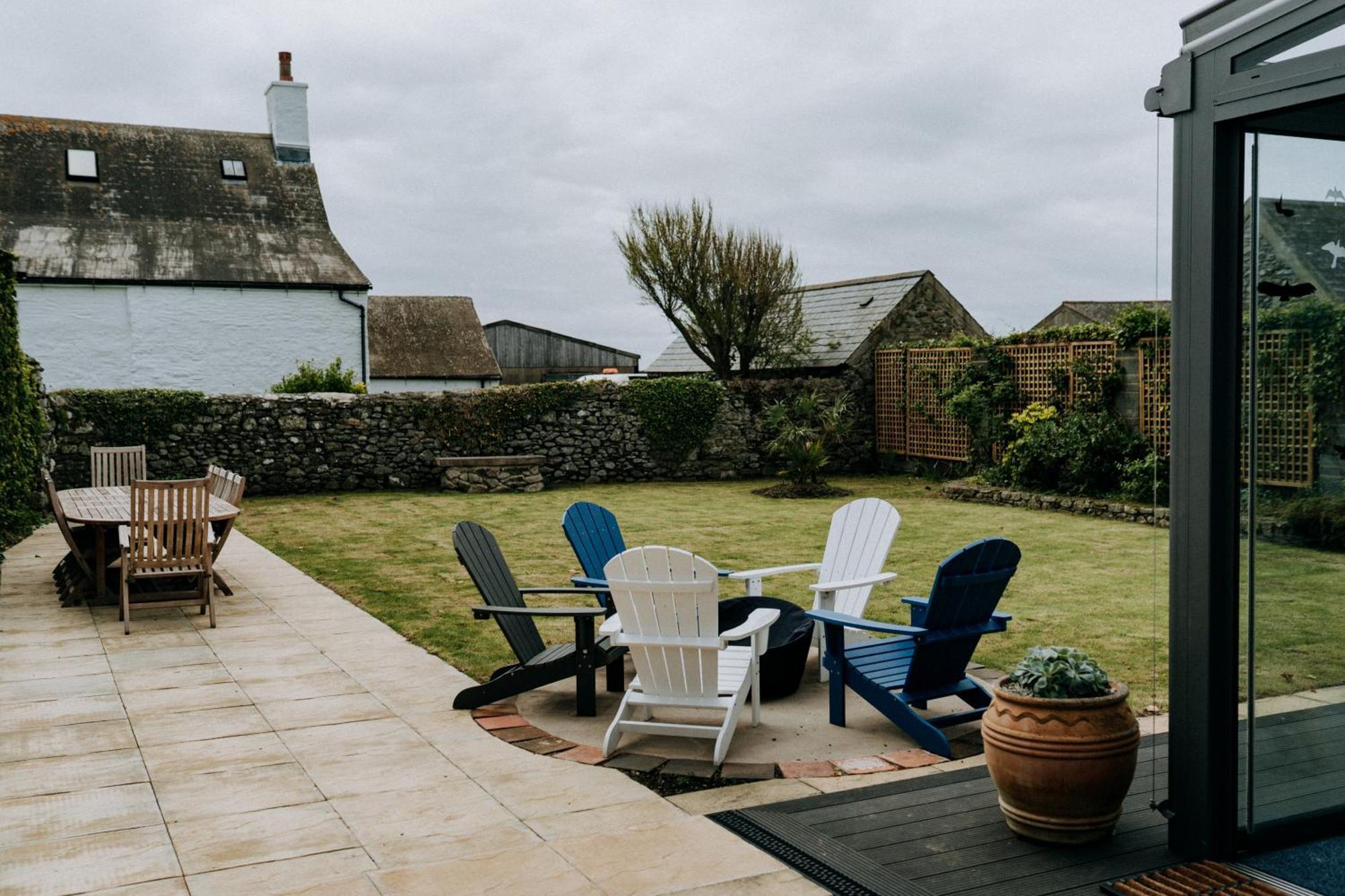 Treleddyn Farmhouse St. Davids  Exterior photo